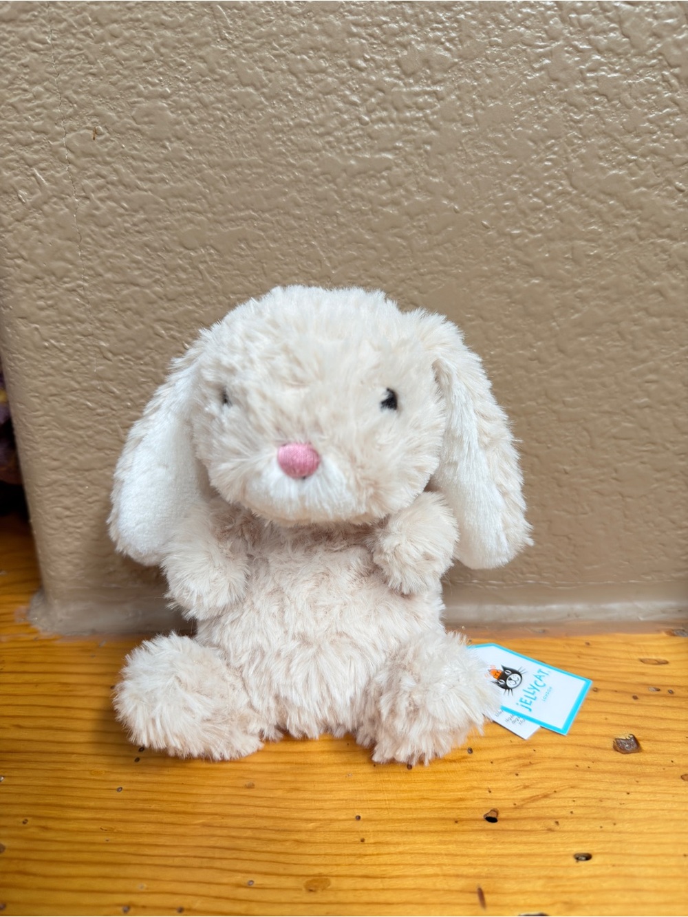 Jellycat Yummy Bunny Beige Cream Plush With Tags - Picture 2 of 5